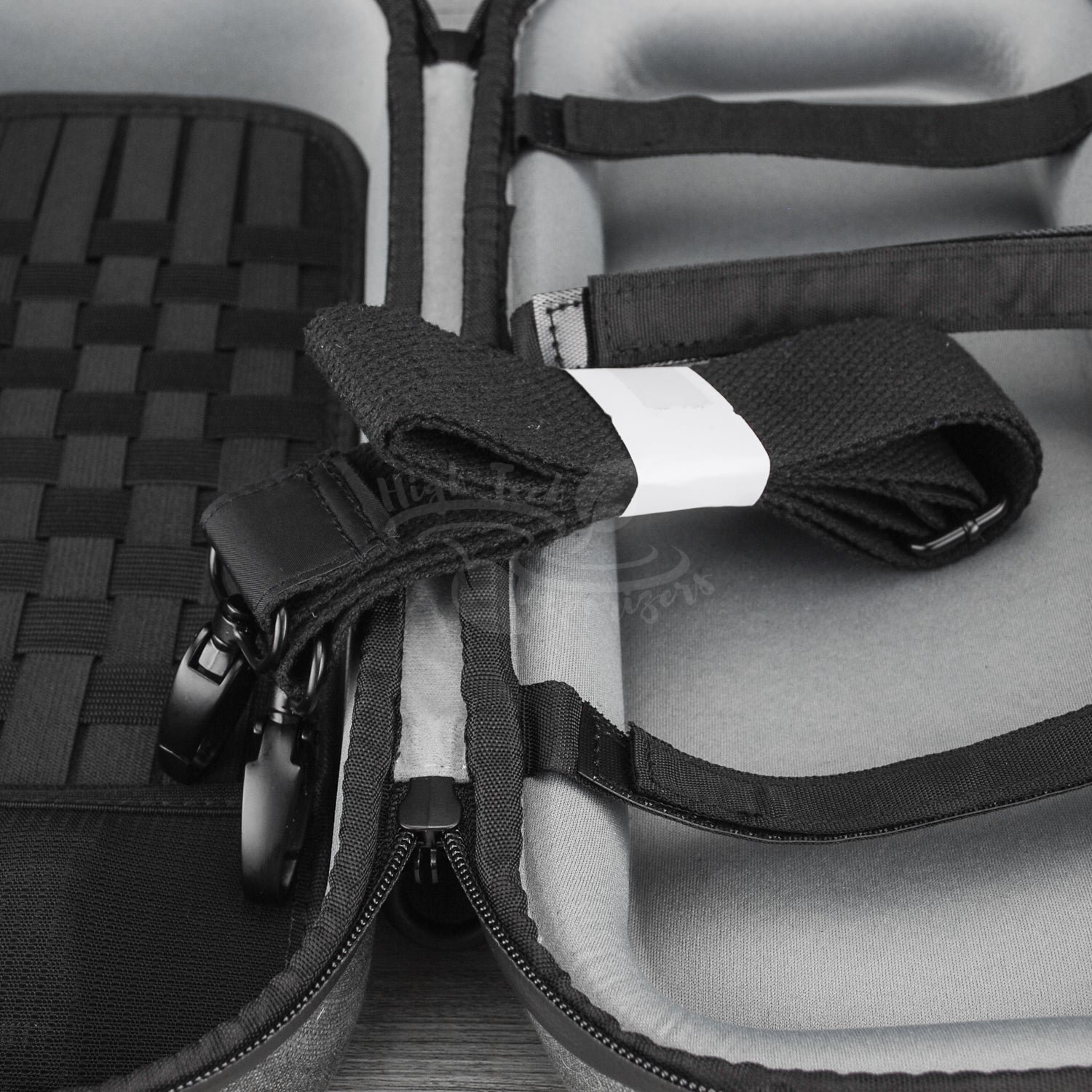 Ryot 35cm Axe Pack W/ SmellSafe Technology