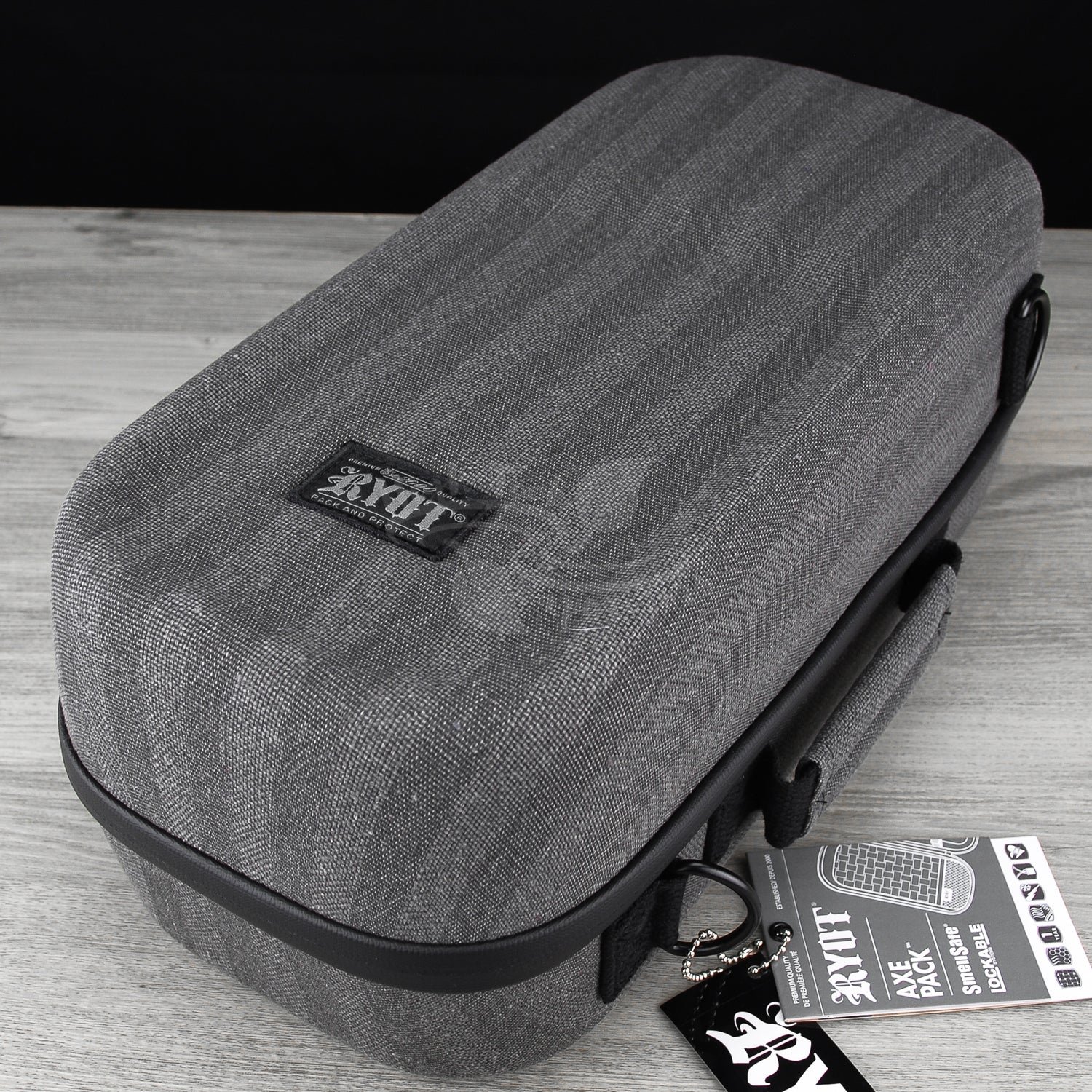 Ryot 35cm Axe Pack W/ SmellSafe Technology