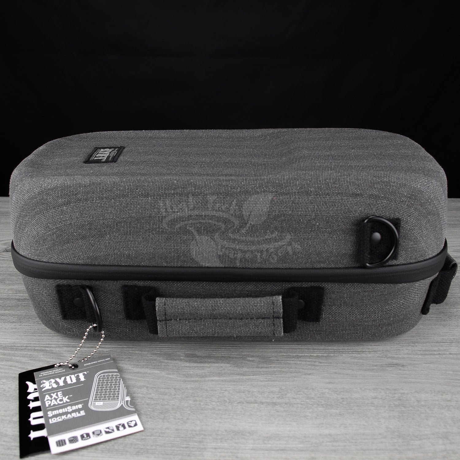 Ryot 35cm Axe Pack W/ SmellSafe Technology