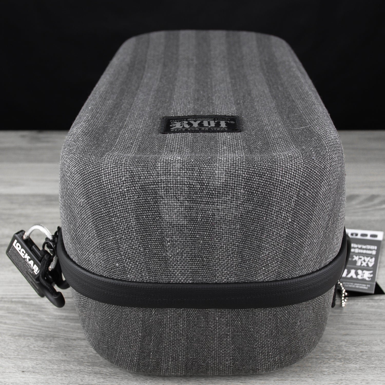 Ryot 35cm Axe Pack W/ SmellSafe Technology