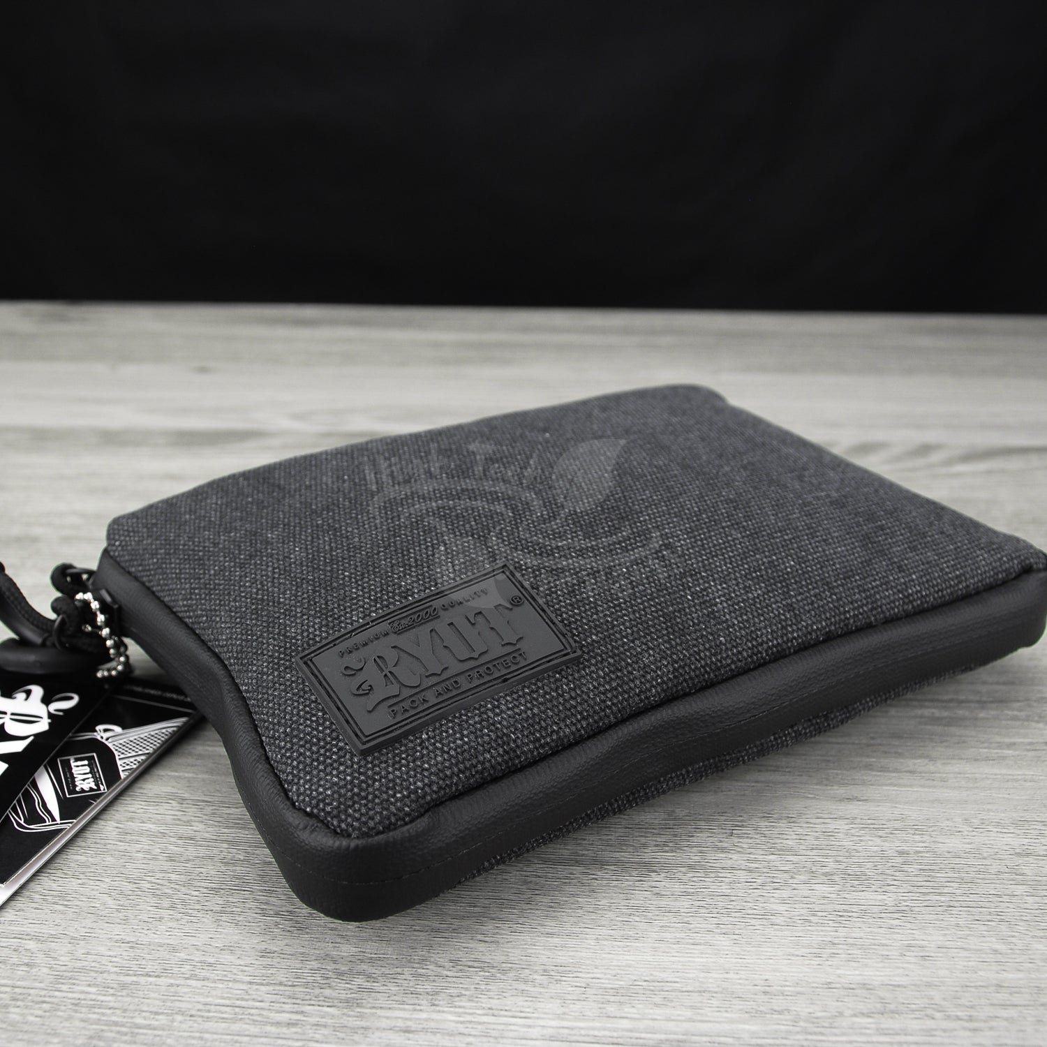 Ryot PackRatz Medium Carbon Series