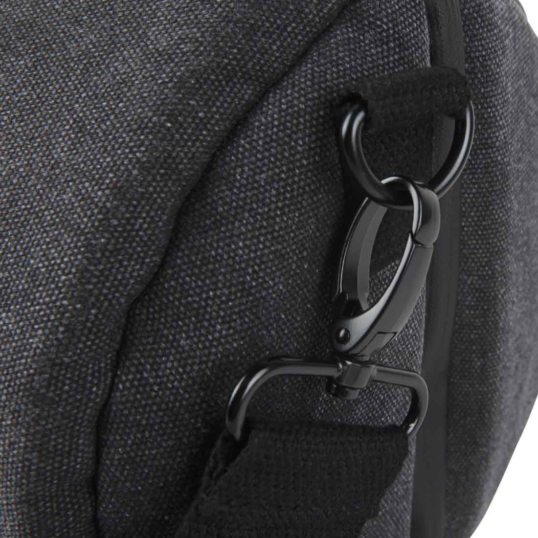 RYOT® 406mm SmellSafe™ Pro-Duffle